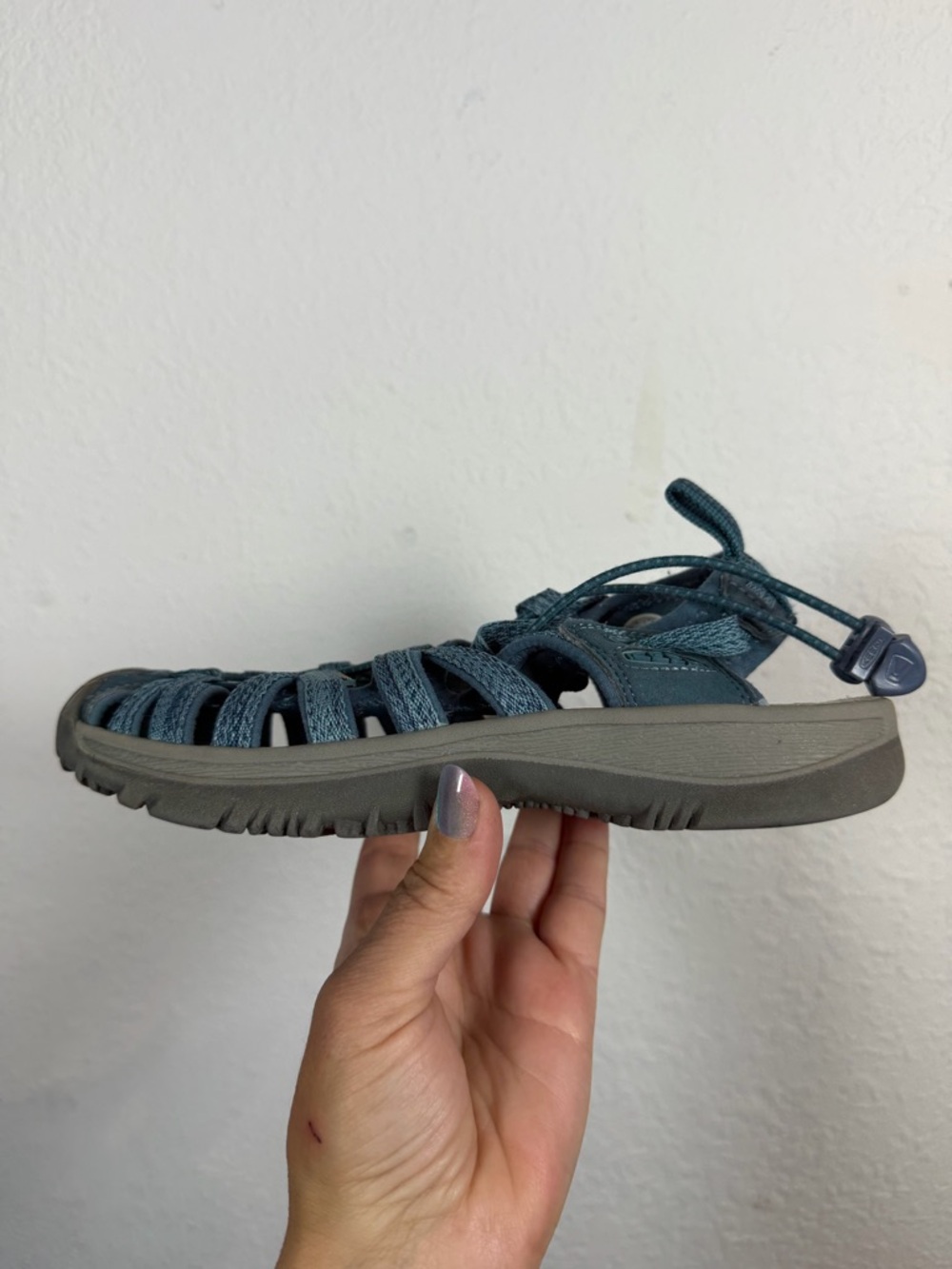 KEEN Strappy Outdoor Sandal, Size 6.5 - Picture 2 of 6